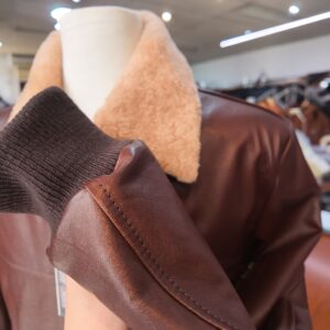 Campera en cuero vacuno "Aviadora"