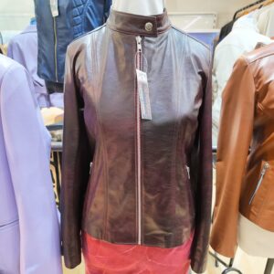 Campera Lucía bordó