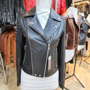 Campera Gime negra
